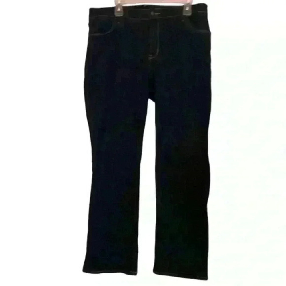 Old Navy Ladies Stretch Jeans Mid Rise Boot Cut  Size 16.  Like New
